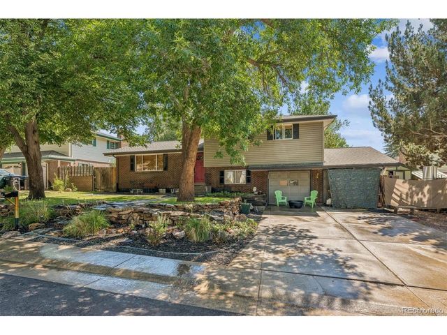 6612 Welch Ct, Arvada, CO 80004
