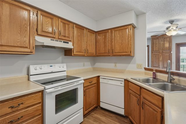 401 SE Delaware Avenue 306, Ankeny, IA 50021
