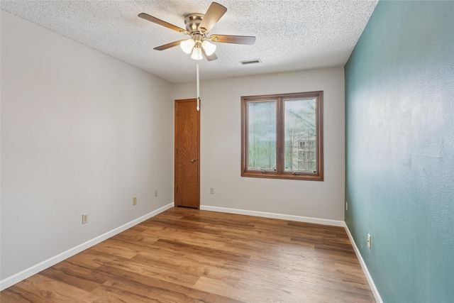 401 SE Delaware Avenue 306, Ankeny, IA 50021