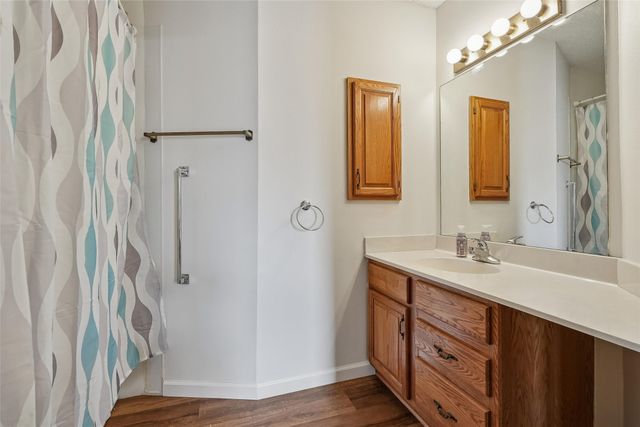 401 SE Delaware Avenue 306, Ankeny, IA 50021