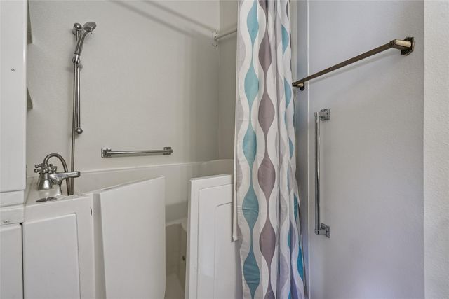 401 SE Delaware Avenue 306, Ankeny, IA 50021