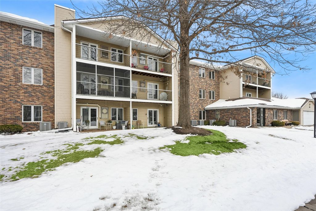 401 SE Delaware Avenue 306, Ankeny, IA 50021