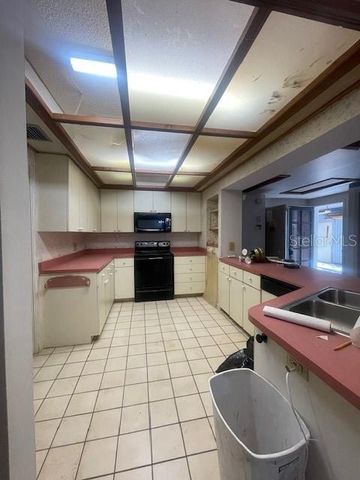 7439 MOTT AVENUE, Orlando, FL 32810