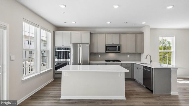 250 SMITHWORKS BLVD, Phoenixville, PA 19460