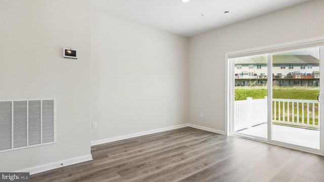 250 SMITHWORKS BLVD, Phoenixville, PA 19460
