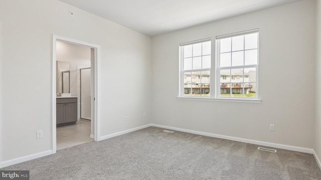 250 SMITHWORKS BLVD, Phoenixville, PA 19460