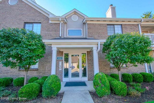 10521 McMeekin Ln 208, Louisville, KY 40223