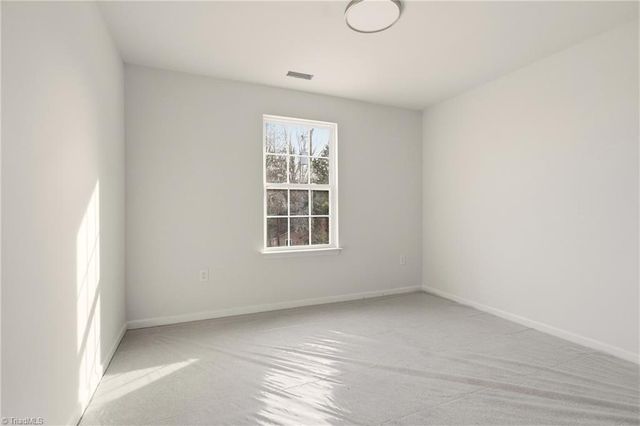 2512 Machine Street, Winston-salem, NC 27105