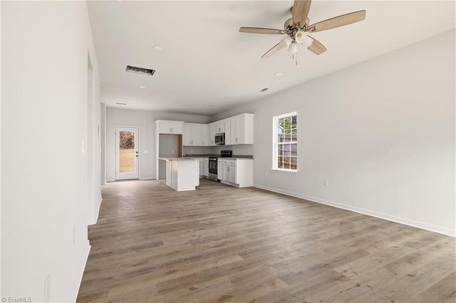 2512 Machine Street, Winston-salem, NC 27105