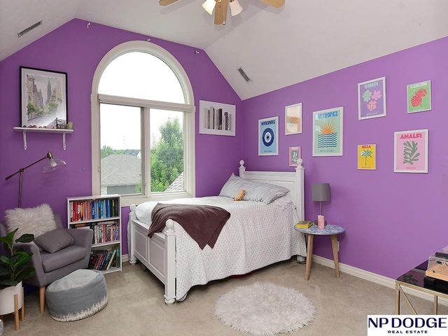 7160 N 122 Avenue, Omaha, NE 68142