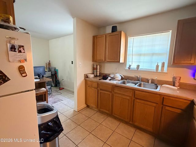 1314 School Avenue, Pascagoula, MS 39567