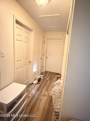 1314 School Avenue, Pascagoula, MS 39567