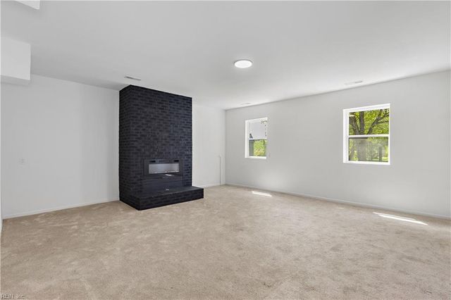 1325 Buckhorn DR, Suffolk, VA 23437