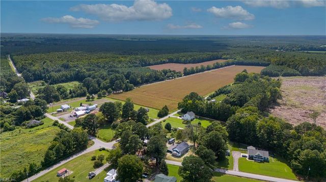 1325 Buckhorn DR, Suffolk, VA 23437