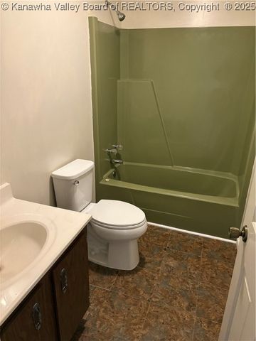 42 Geronimo Drive, St Albans, WV 25177