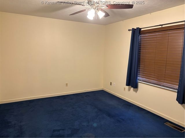 42 Geronimo Drive, St Albans, WV 25177