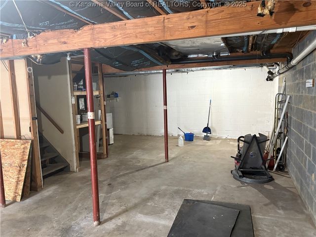 42 Geronimo Drive, St Albans, WV 25177