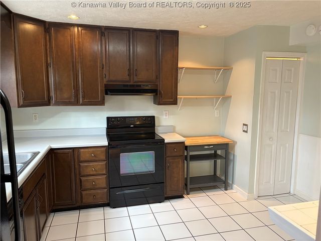 42 Geronimo Drive, St Albans, WV 25177