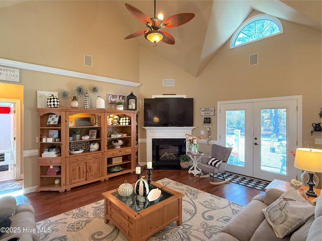 349 Barwick Drive, Washington, NC 27889