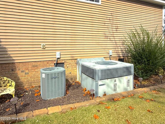 349 Barwick Drive, Washington, NC 27889