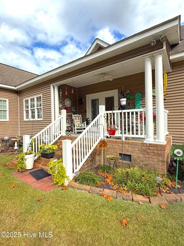 349 Barwick Drive, Washington, NC 27889