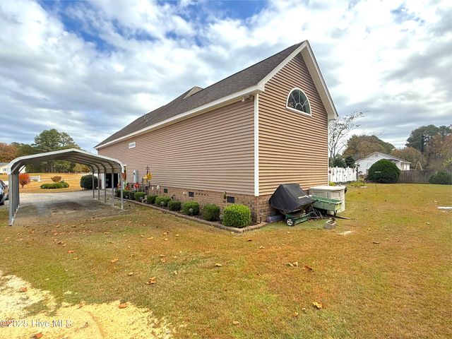 349 Barwick Drive, Washington, NC 27889