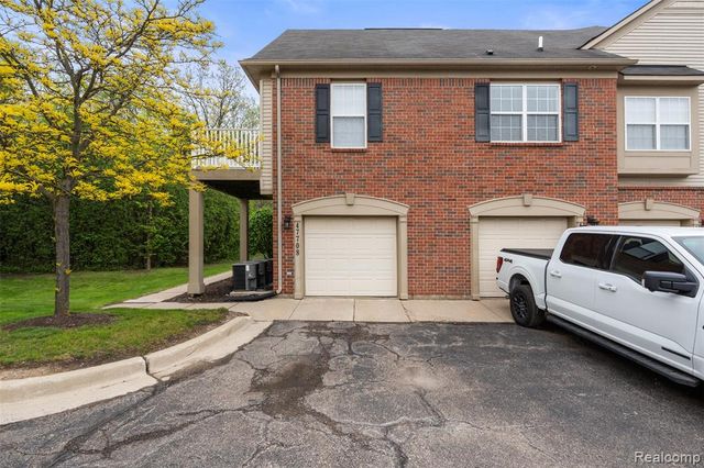 47708 Ormskirk Drive, Canton, MI 48188