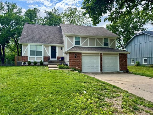 13908 S Brookwood Court, Olathe, KS 66062