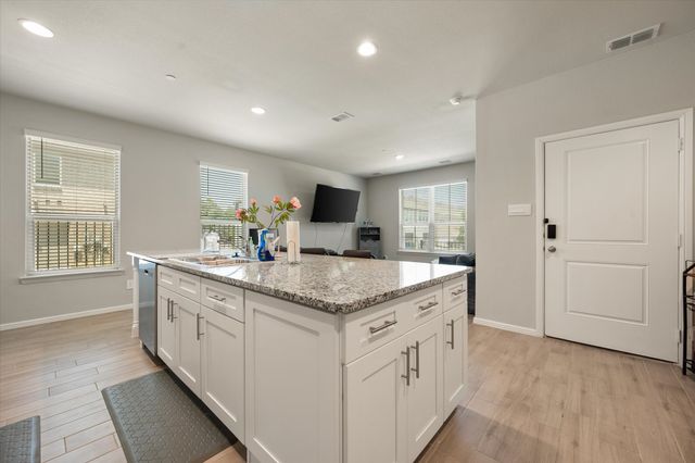 4813 Spirited Pathway, Haltom City, TX 76117