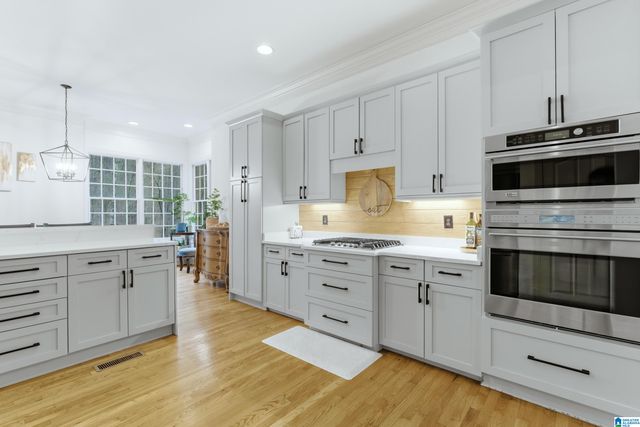 105 HIGH HAMPTON DRIVE, Pelham, AL 35124