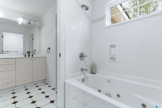 105 HIGH HAMPTON DRIVE, Pelham, AL 35124