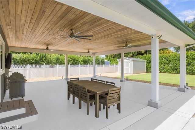 1657 Ardmore RD, Fort Myers, FL 33901