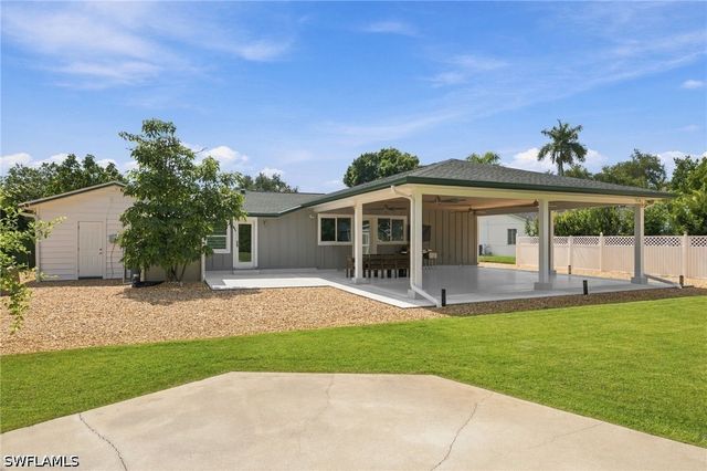 1657 Ardmore RD, Fort Myers, FL 33901
