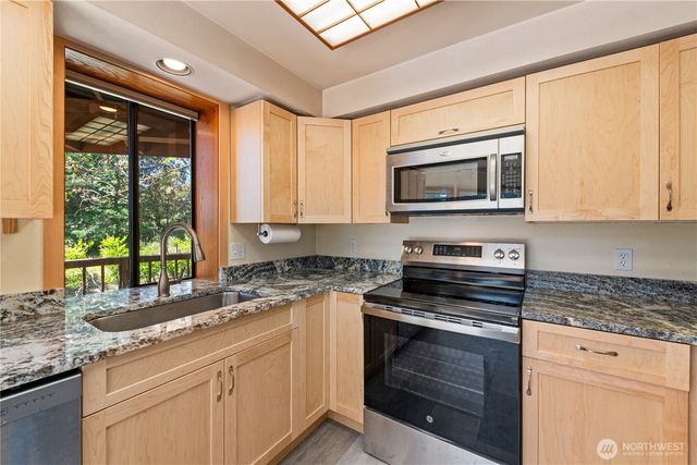 100 Quail Crossing Road, Friday Harbor, WA 98250