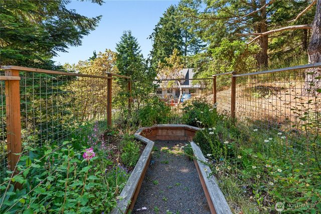 100 Quail Crossing Road, Friday Harbor, WA 98250