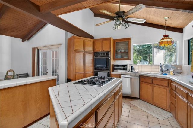 5625 TERRACE DRIVE, La Crescenta, CA 91214