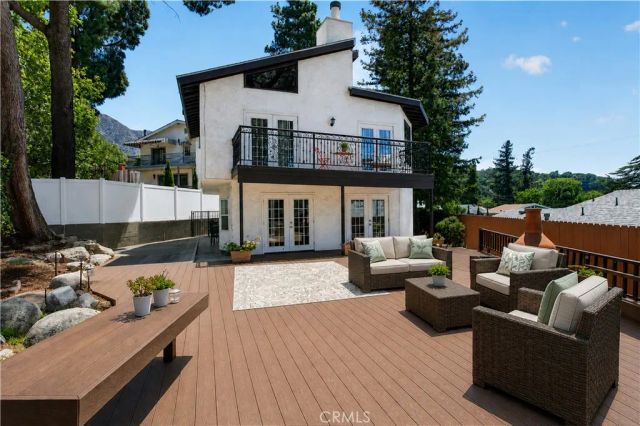 5625 TERRACE DRIVE, La Crescenta, CA 91214