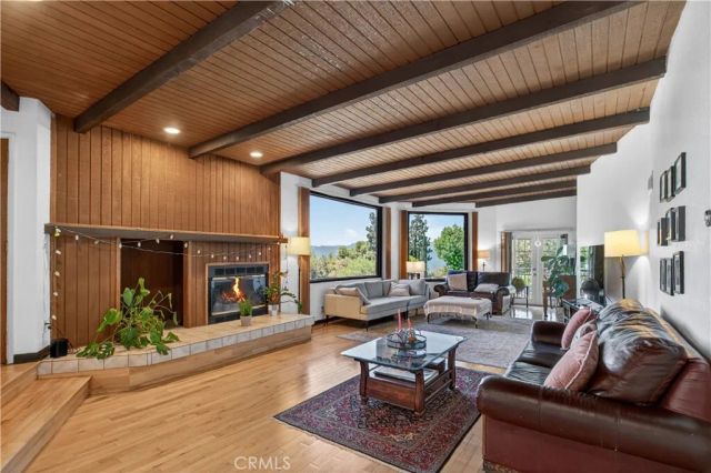 5625 TERRACE DRIVE, La Crescenta, CA 91214