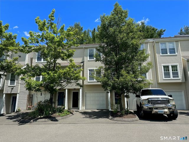 380 Hitchcock Road 60, Waterbury, CT 06705