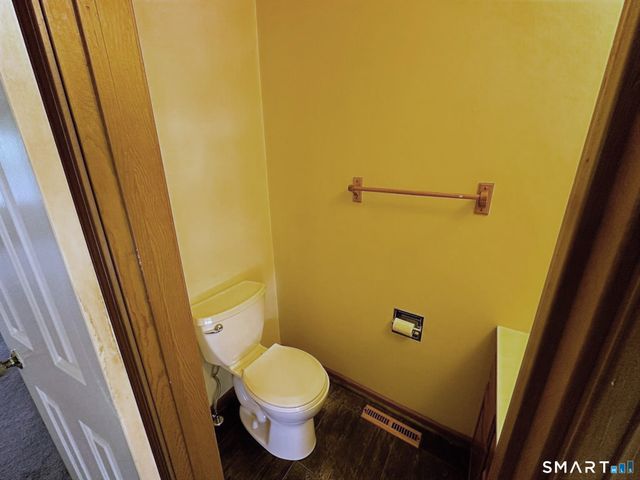 380 Hitchcock Road 60, Waterbury, CT 06705