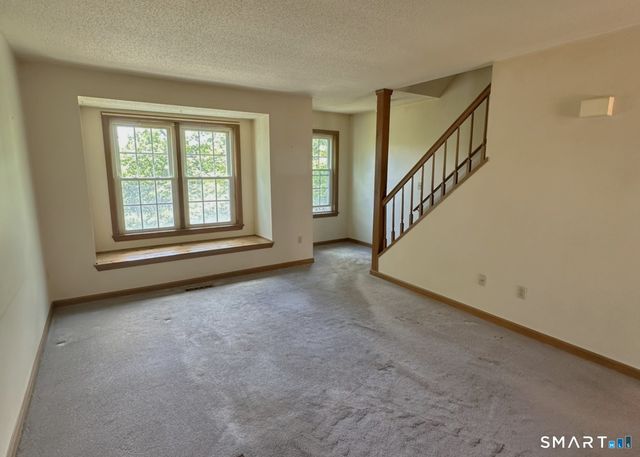 380 Hitchcock Road 60, Waterbury, CT 06705