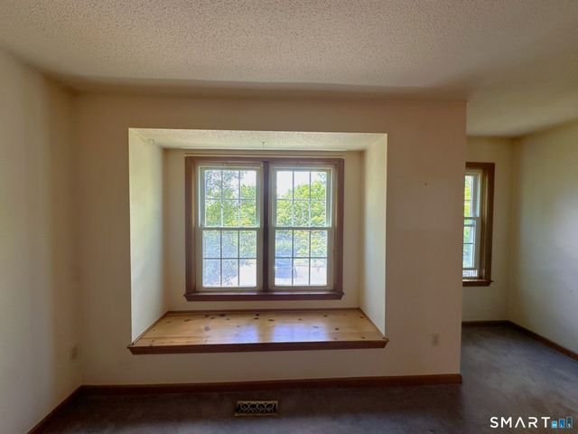 380 Hitchcock Road 60, Waterbury, CT 06705