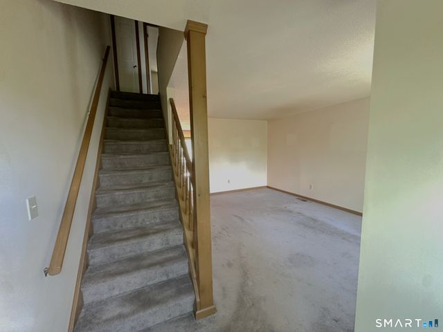 380 Hitchcock Road 60, Waterbury, CT 06705