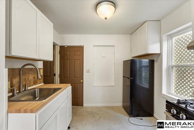 1301 Ogden Street, Omaha, NE 68111