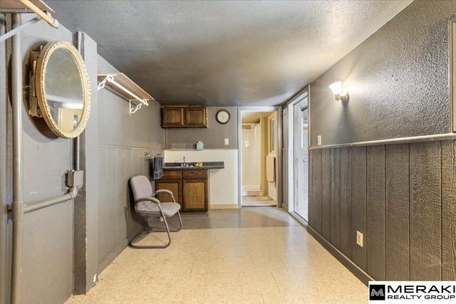 1301 Ogden Street, Omaha, NE 68111