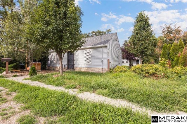 1301 Ogden Street, Omaha, NE 68111