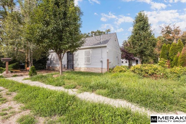 1301 Ogden Street, Omaha, NE 68111