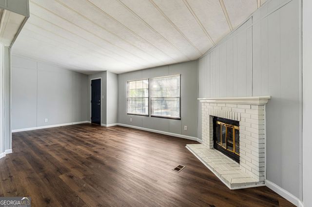 1811 Marie Way, Lawrenceville, GA 30043