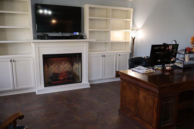 5644 S Winsor Drive, Battlefield, MO 65619