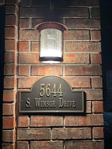 5644 S Winsor Drive, Battlefield, MO 65619